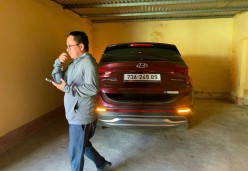 Xe ô tô nhãn hiệu HYUNDAI, số loại SANTAFE TM2, sản xuất năm 2022, màu đỏ, mang biển số 73A-249.89 (ĐẤU GIÁ LẦN 3)